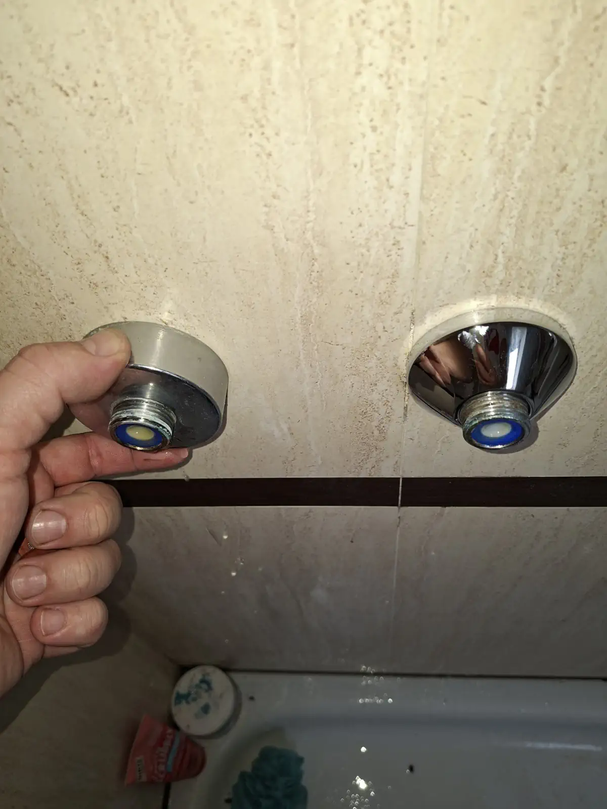 Смяна на смесител за душ